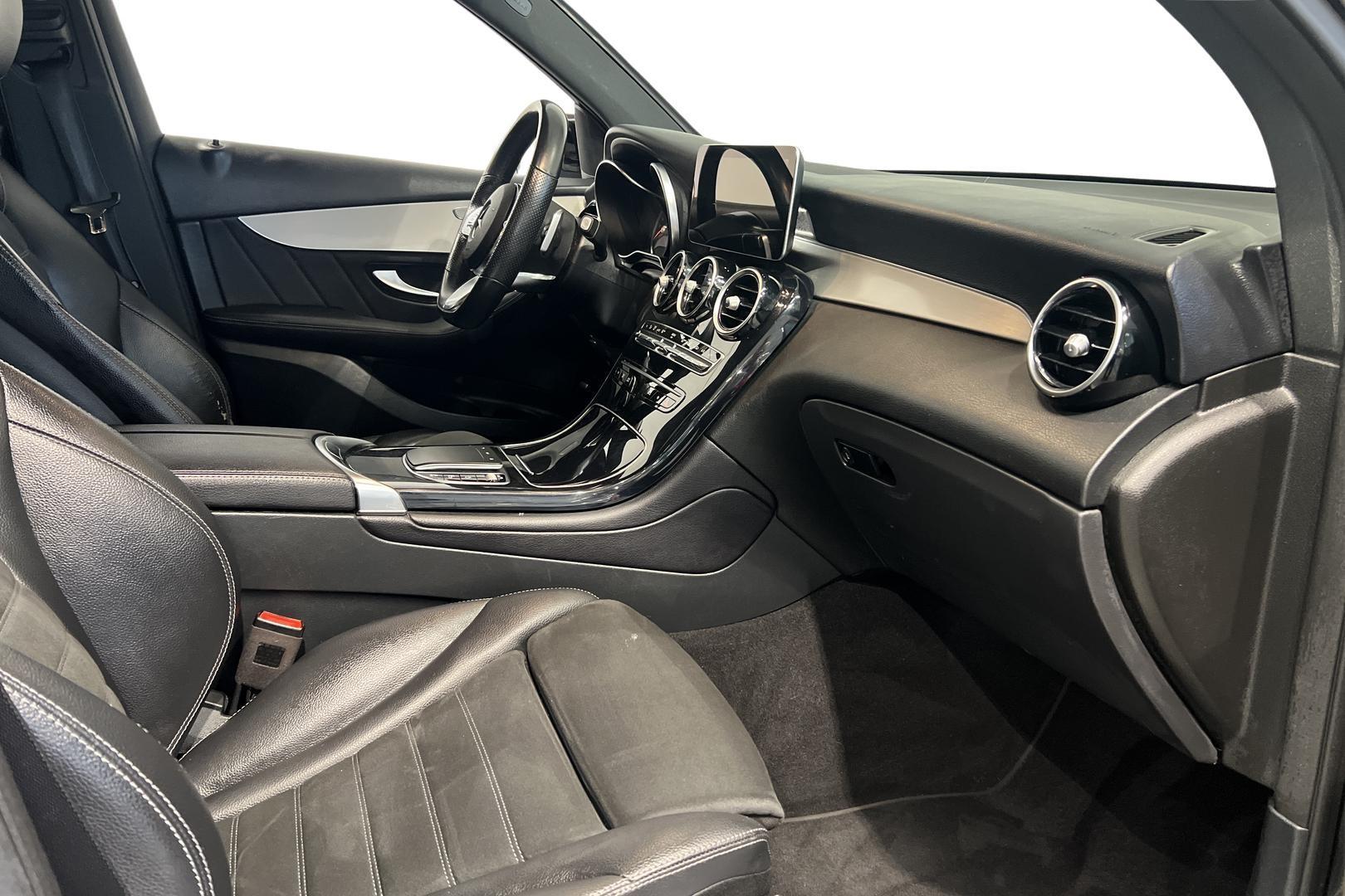 Mercedes-Benz GLC 2021