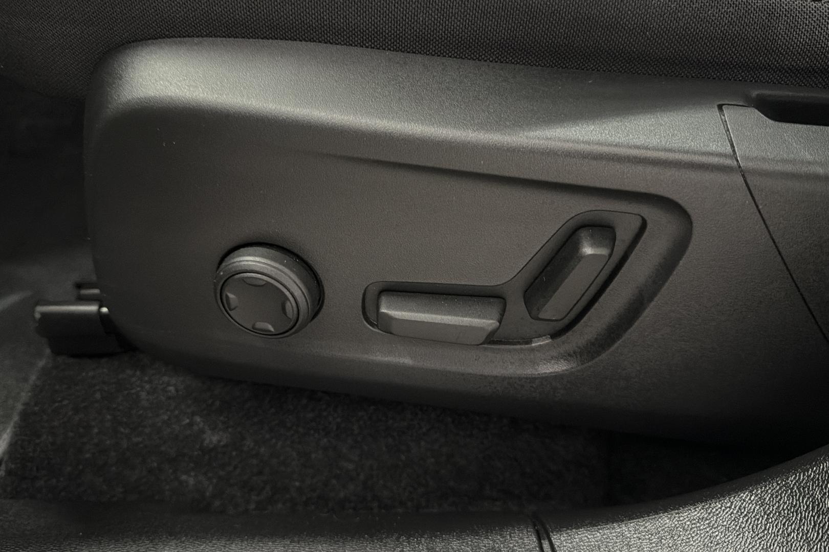 Volvo XC40 2023