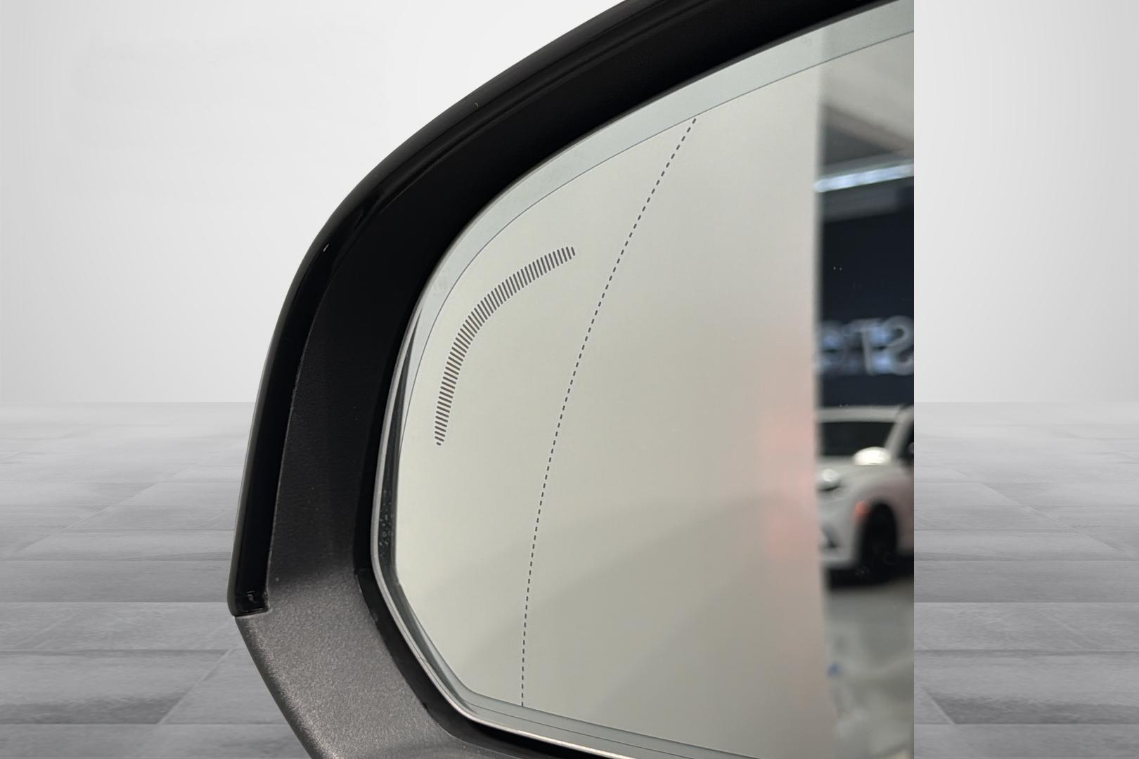 Volvo XC40 2023