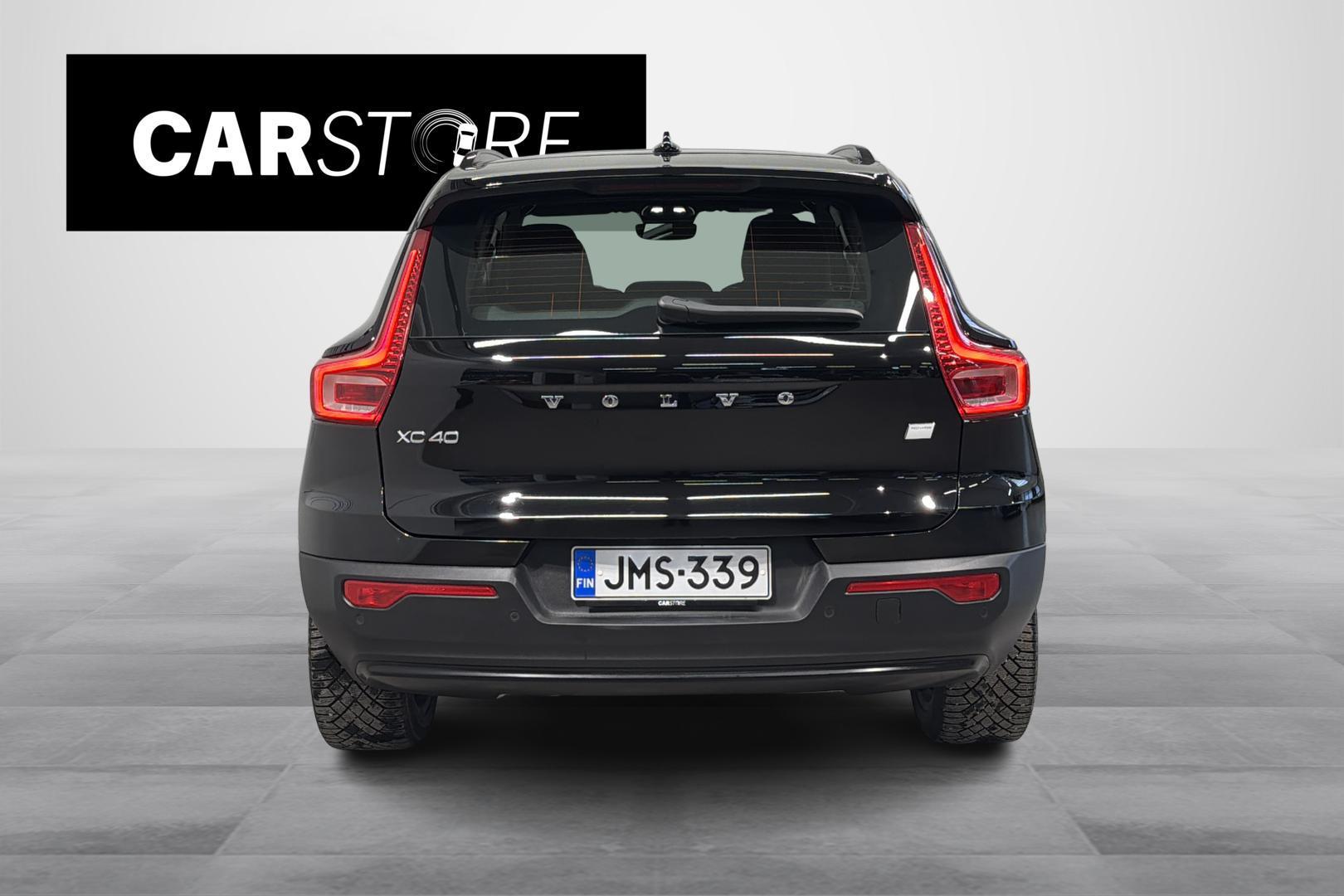 Volvo XC40 2023