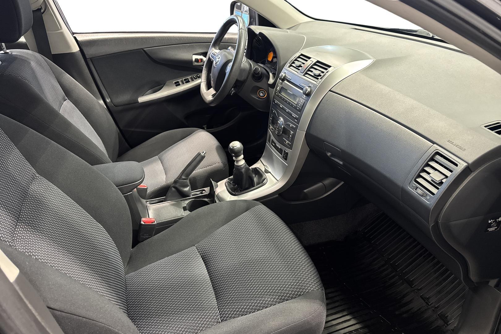Toyota Corolla 2012