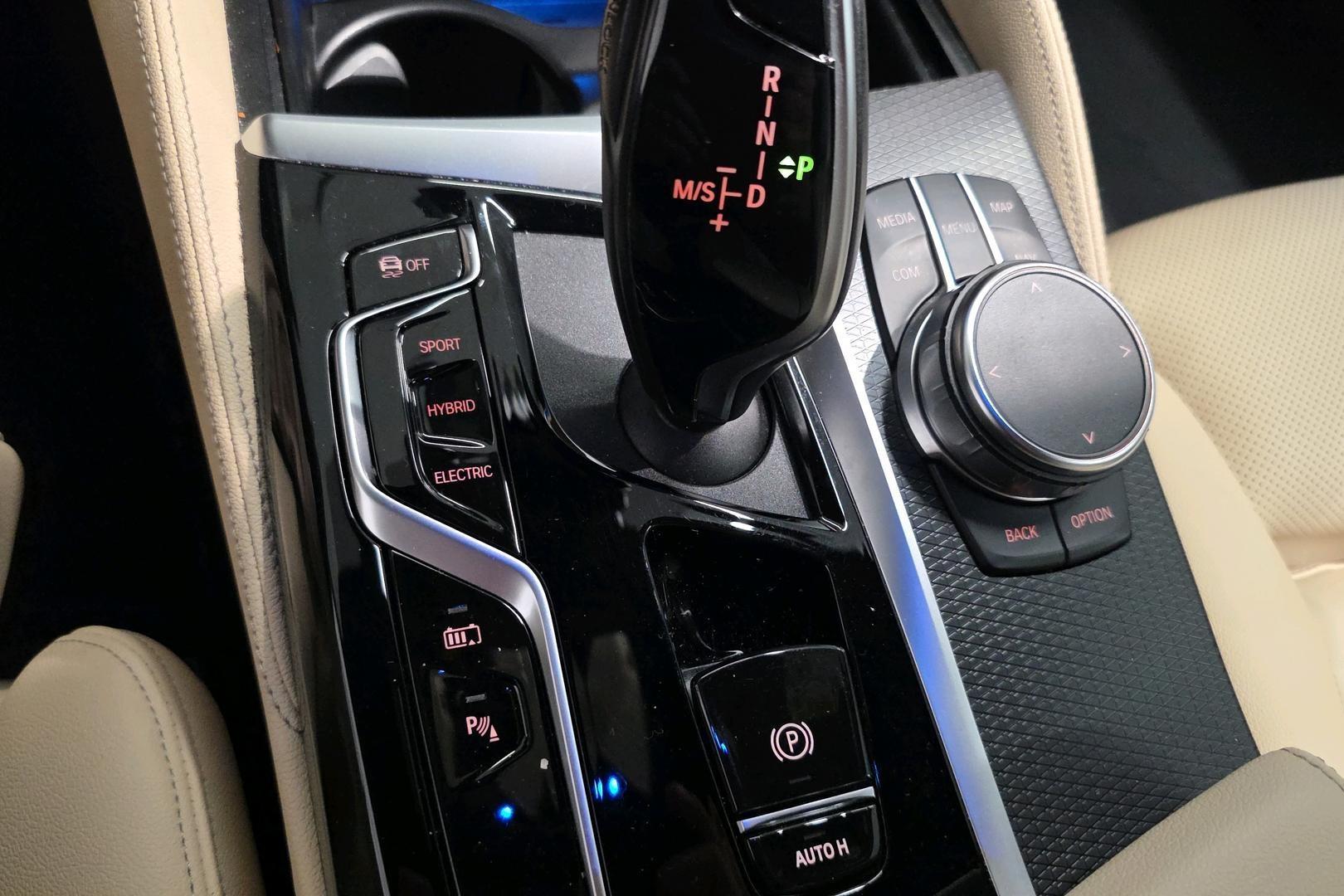BMW 530 2023