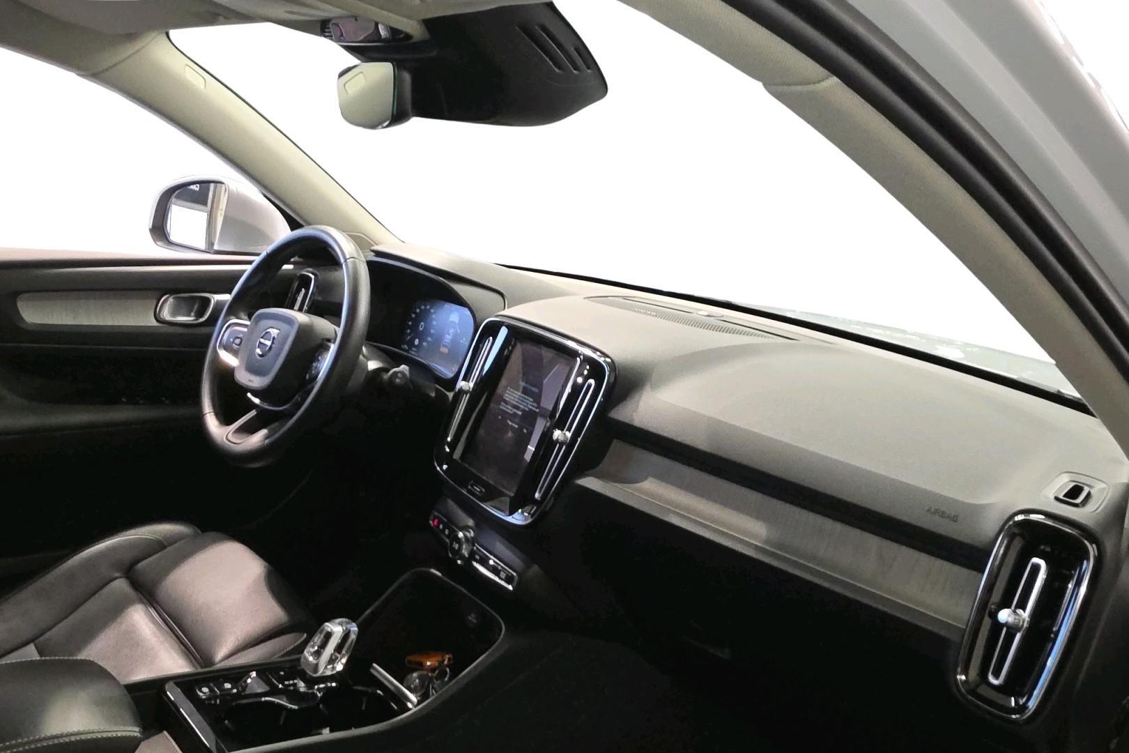 Volvo XC40 2021