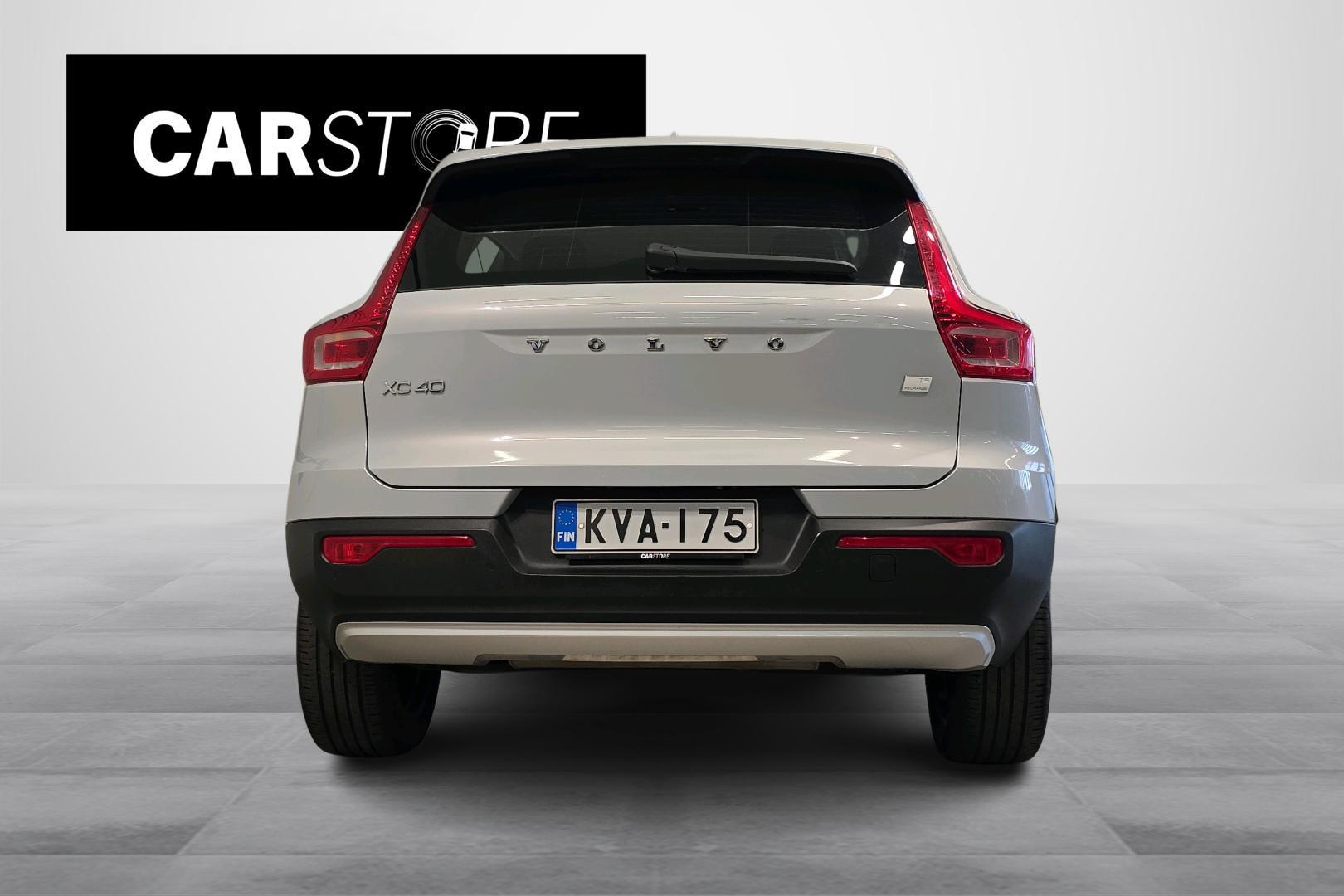 Volvo XC40 2021
