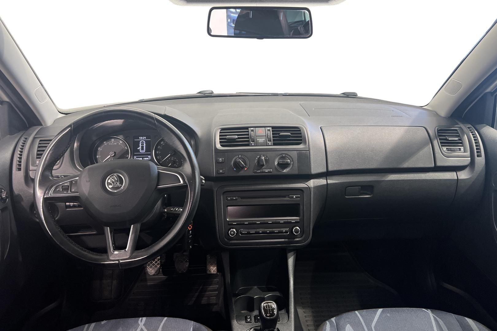 SKODA FABIA 2014