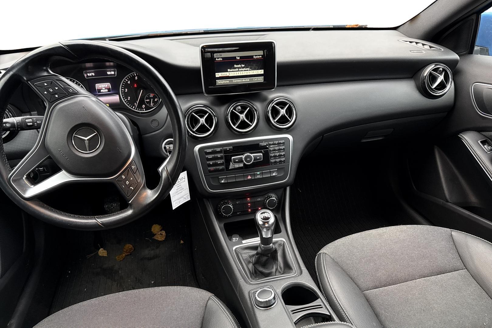 MERCEDES-BENZ A 2014