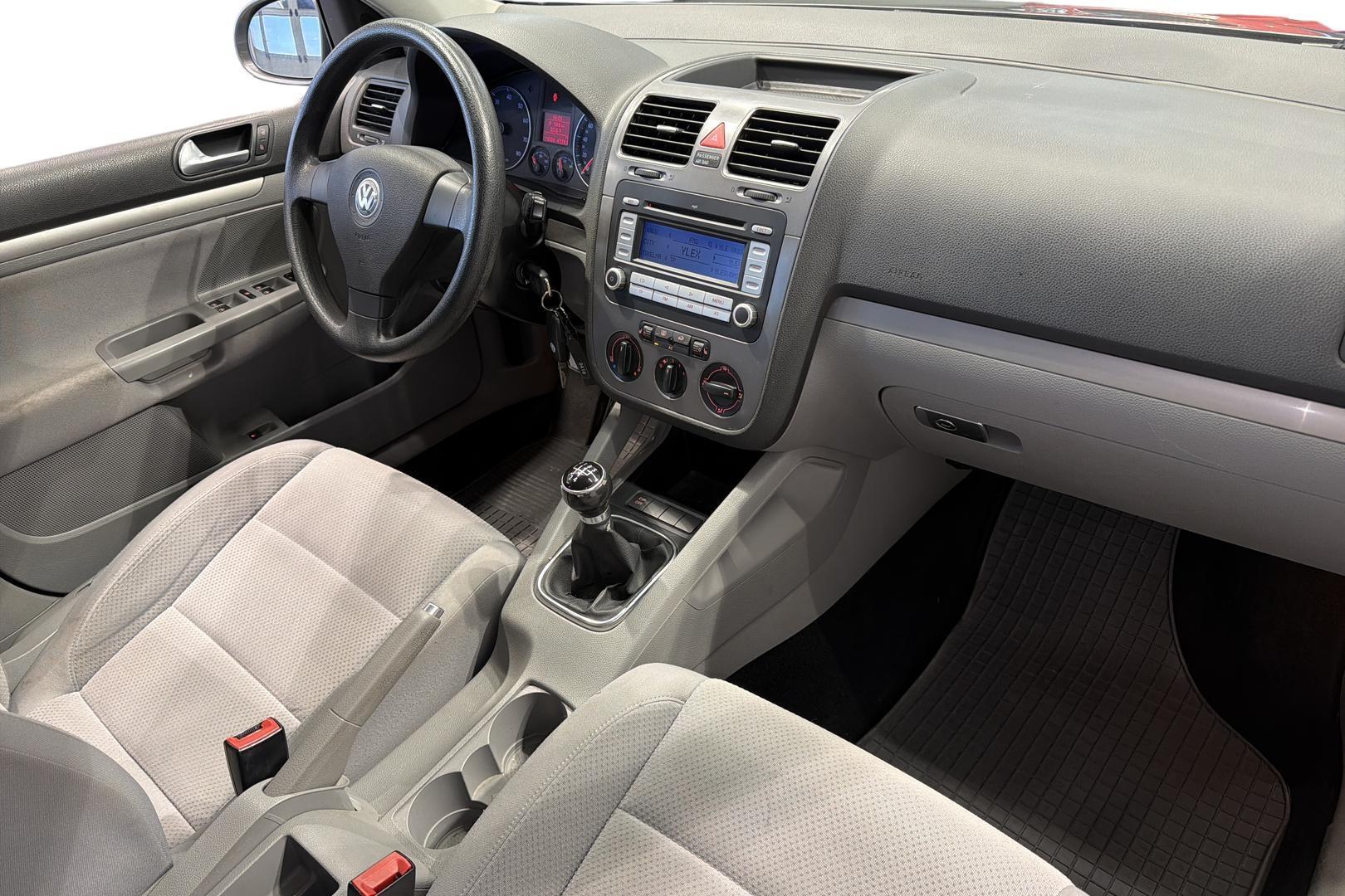 VOLKSWAGEN GOLF 2008