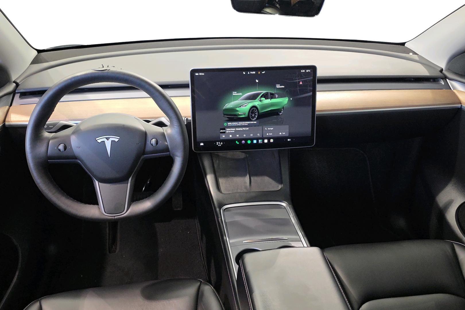 Tesla Model Y 2022