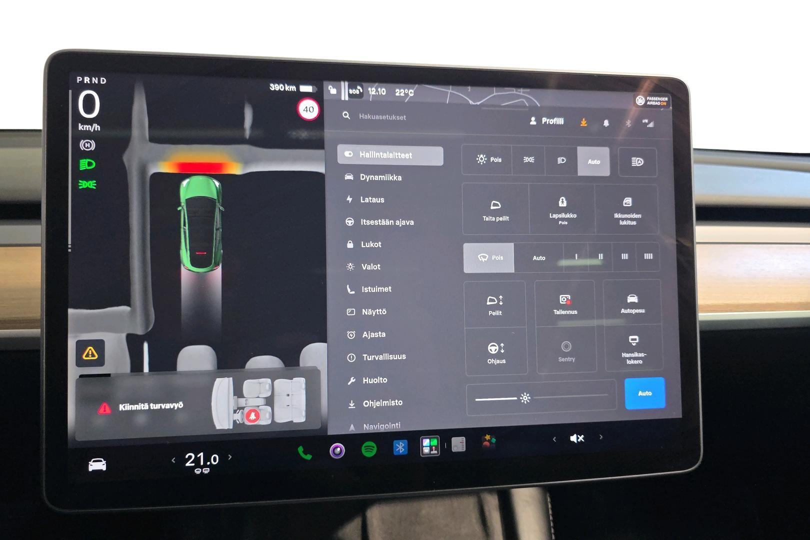 Tesla Model Y 2022