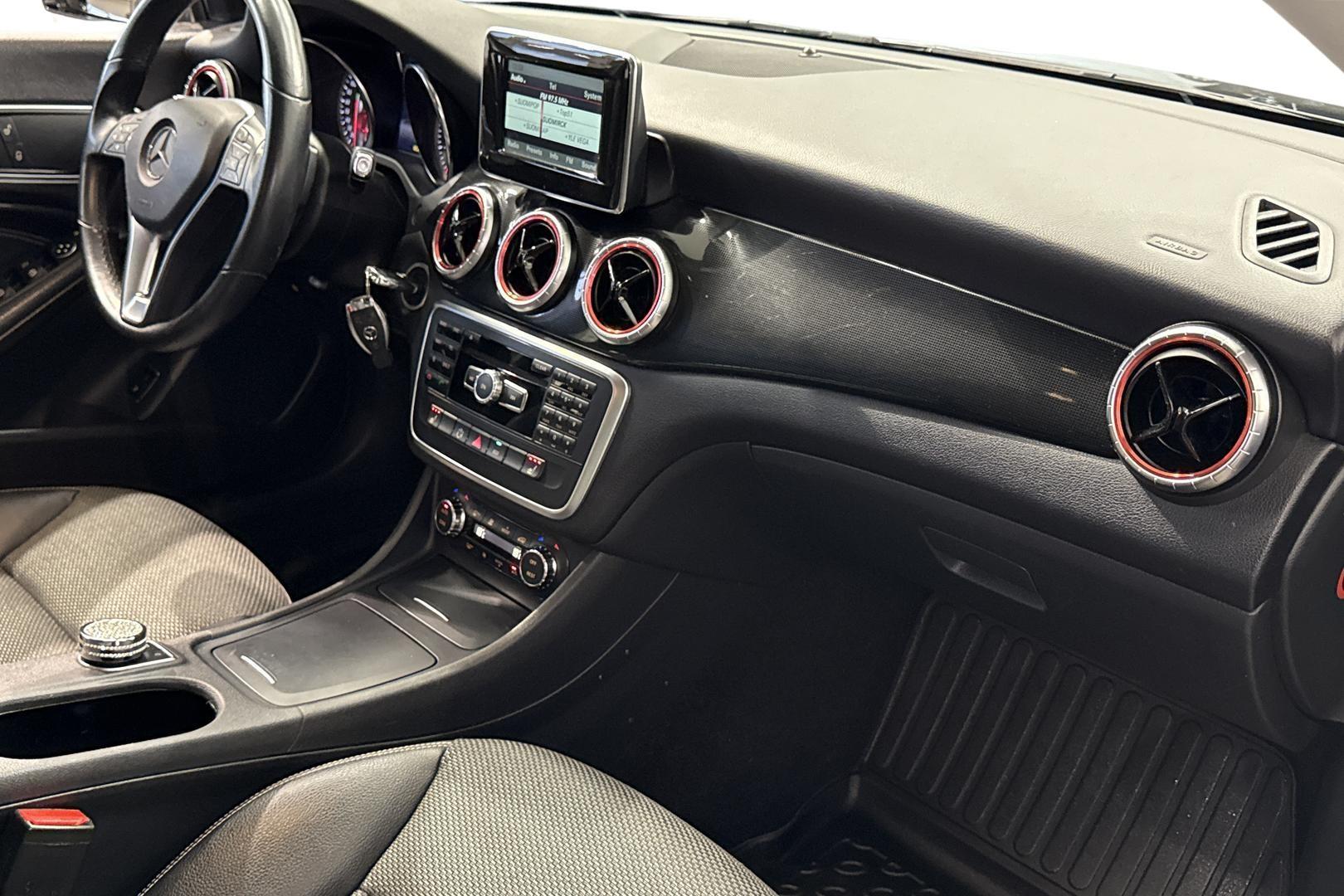 Mercedes-Benz CLA 2014