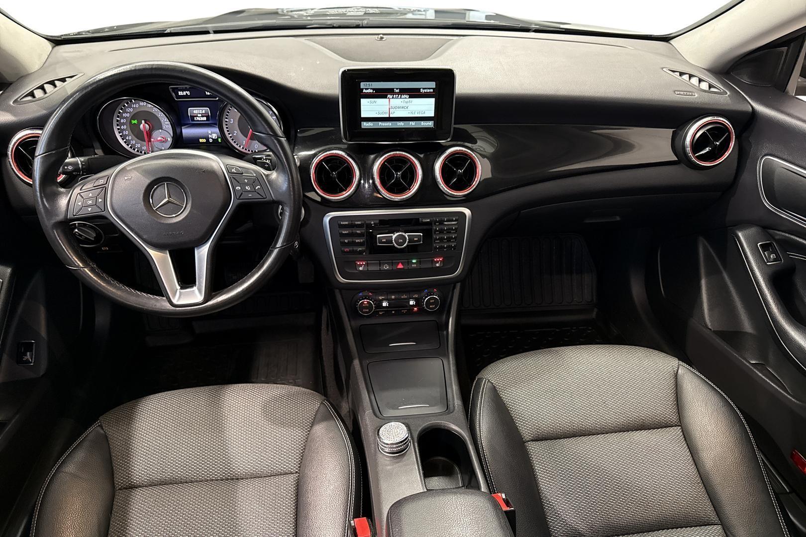 Mercedes-Benz CLA 2014