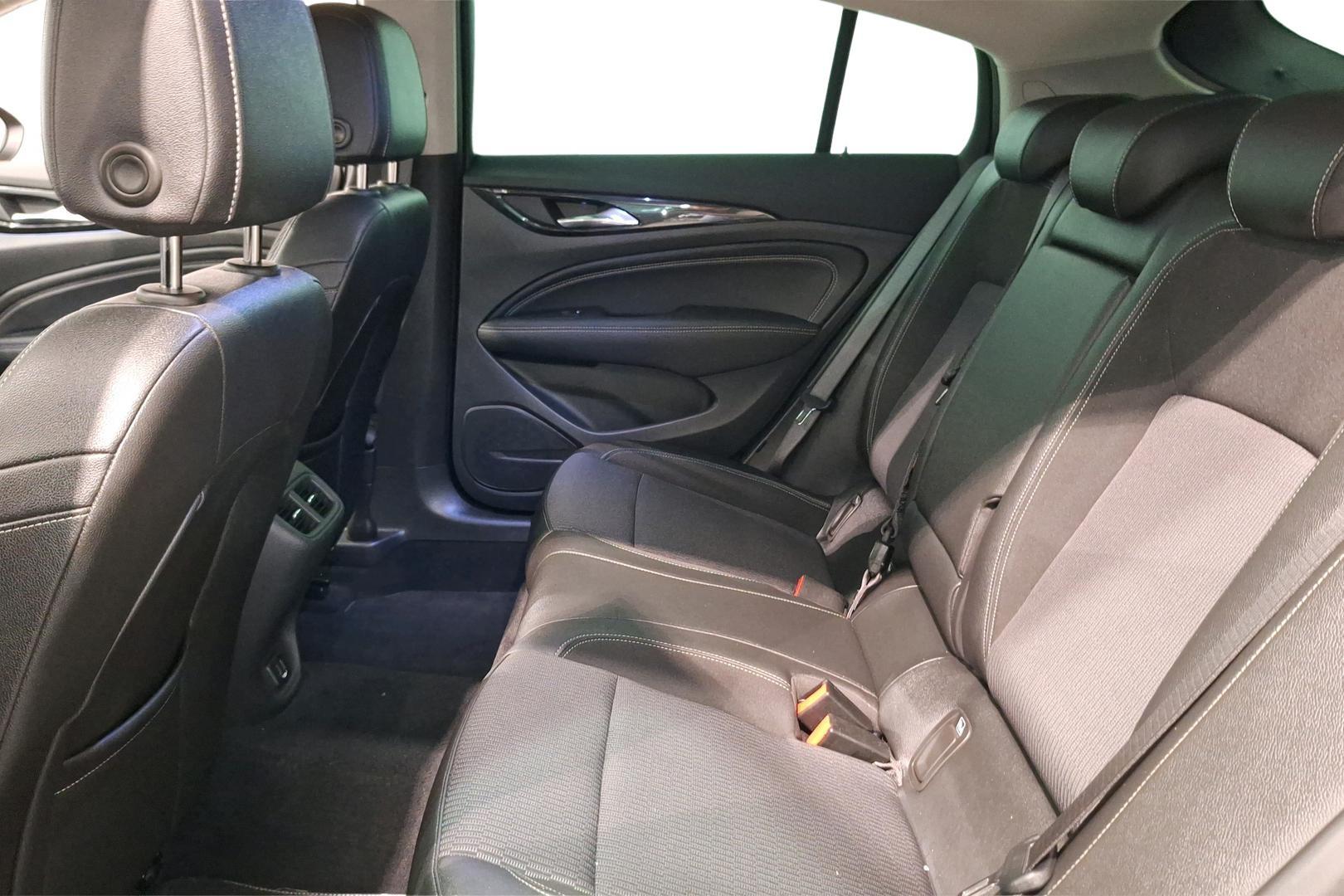 Opel Insignia 10