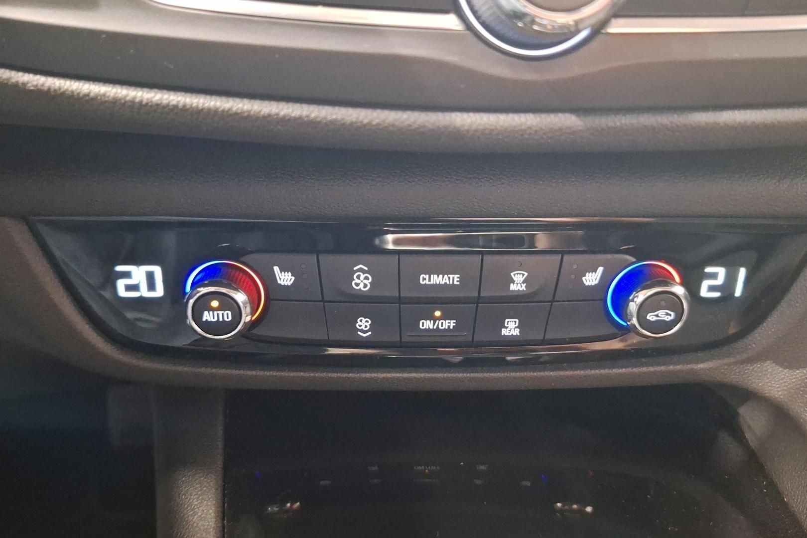 Opel Insignia 25