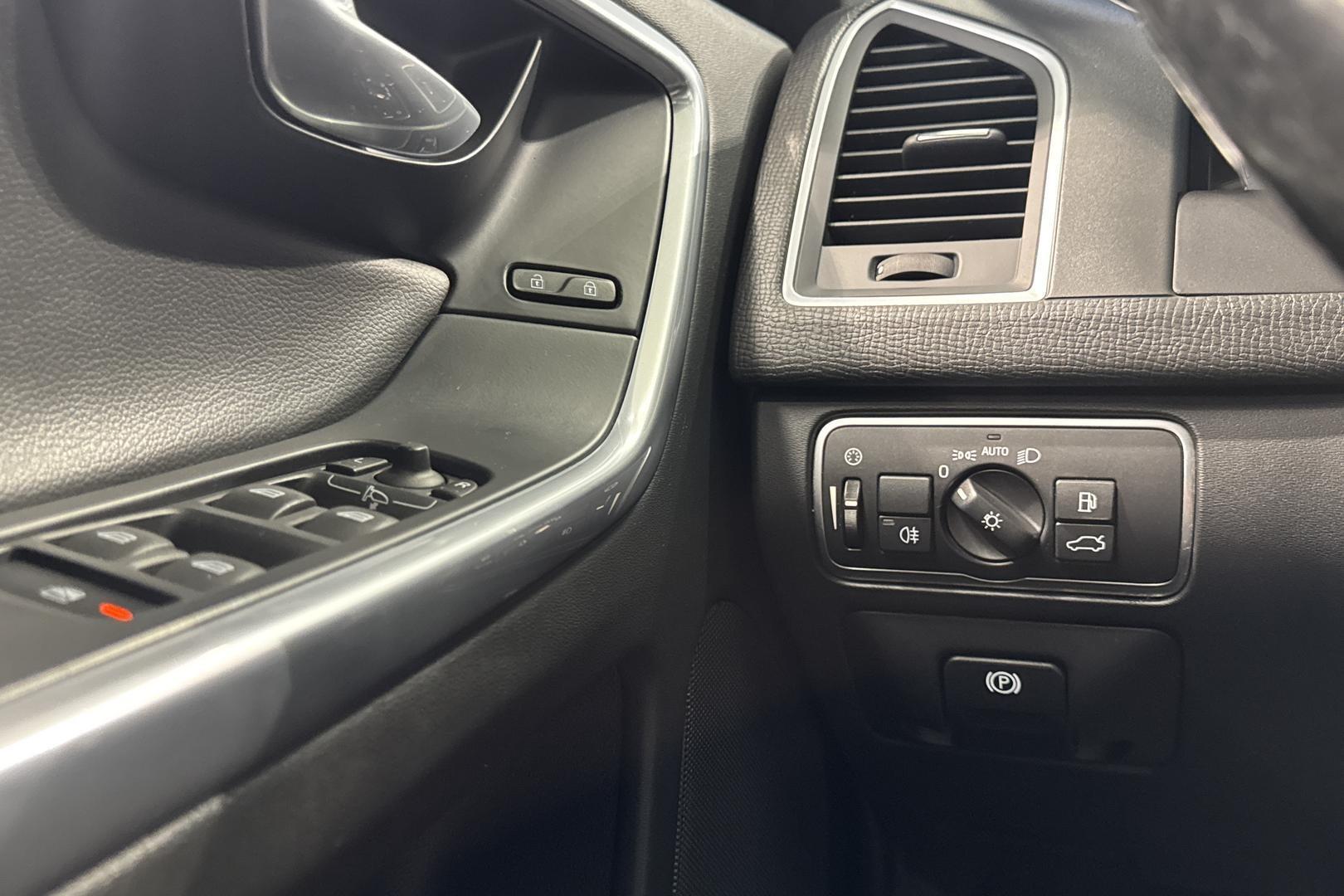 Volvo XC60 2017