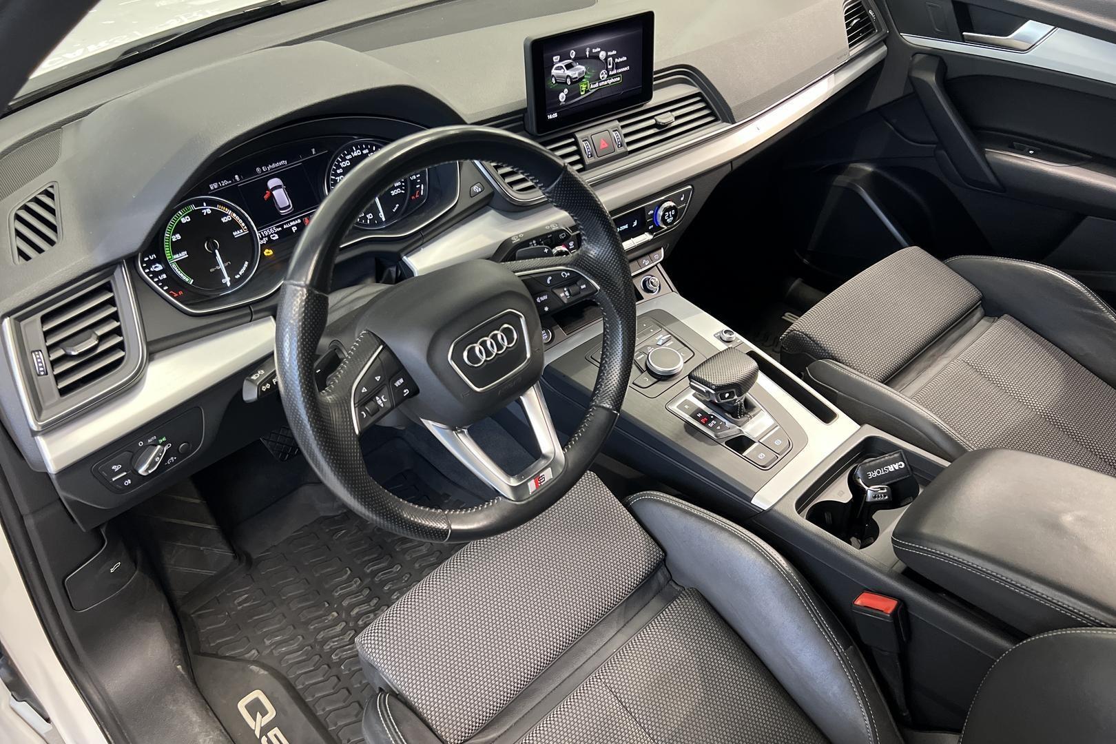 AUDI Q5 2020
