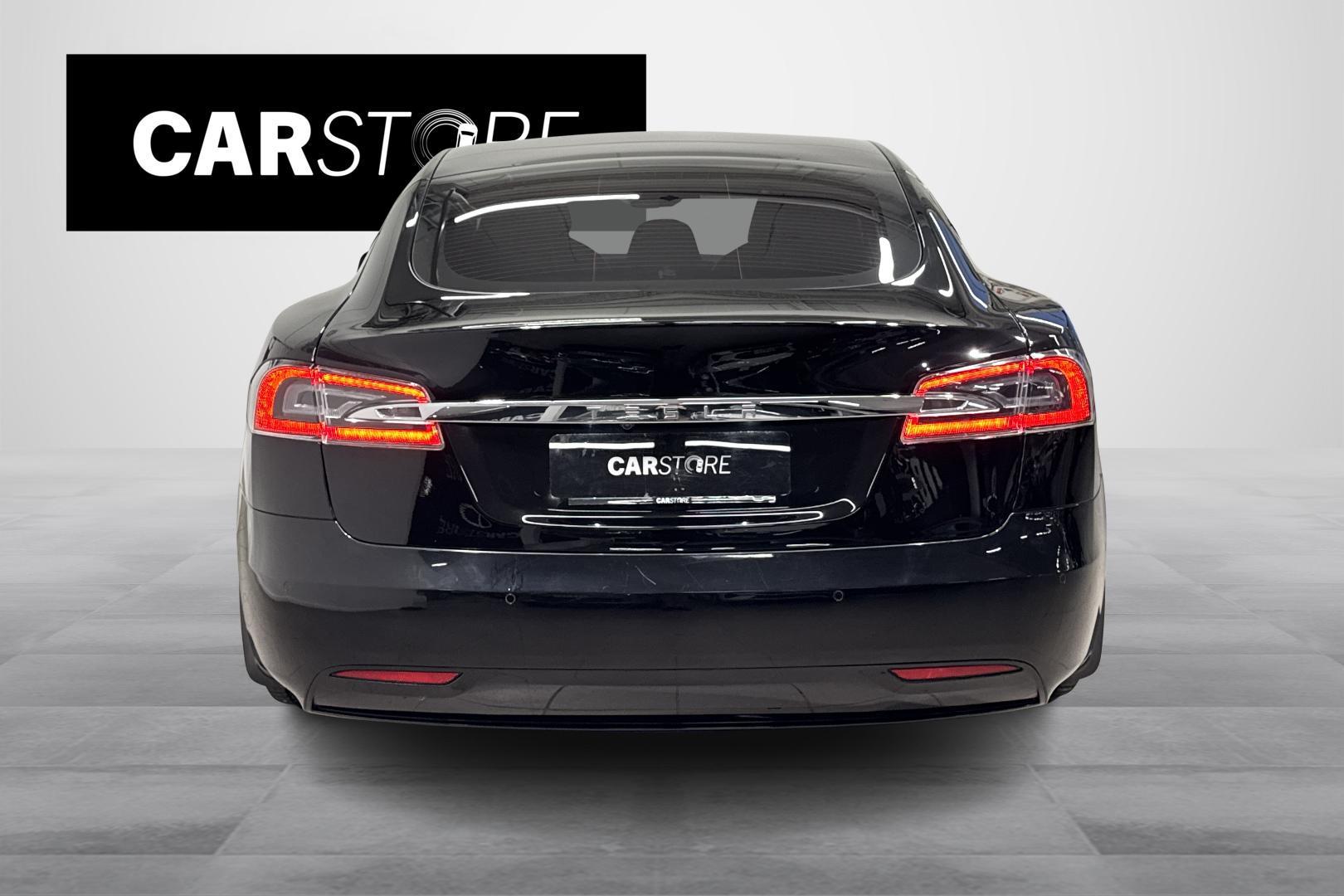 Tesla Model S 2018
