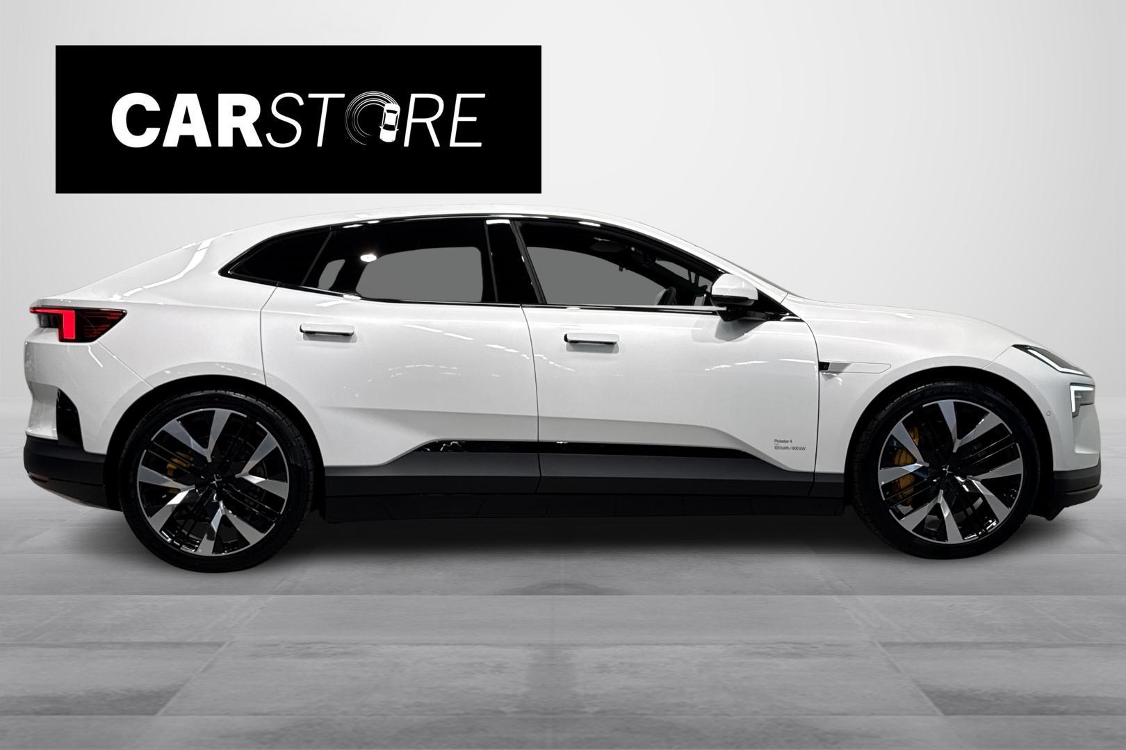 Polestar 4 2025