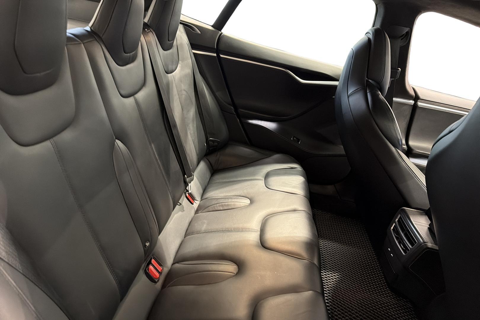Tesla Model S 2017