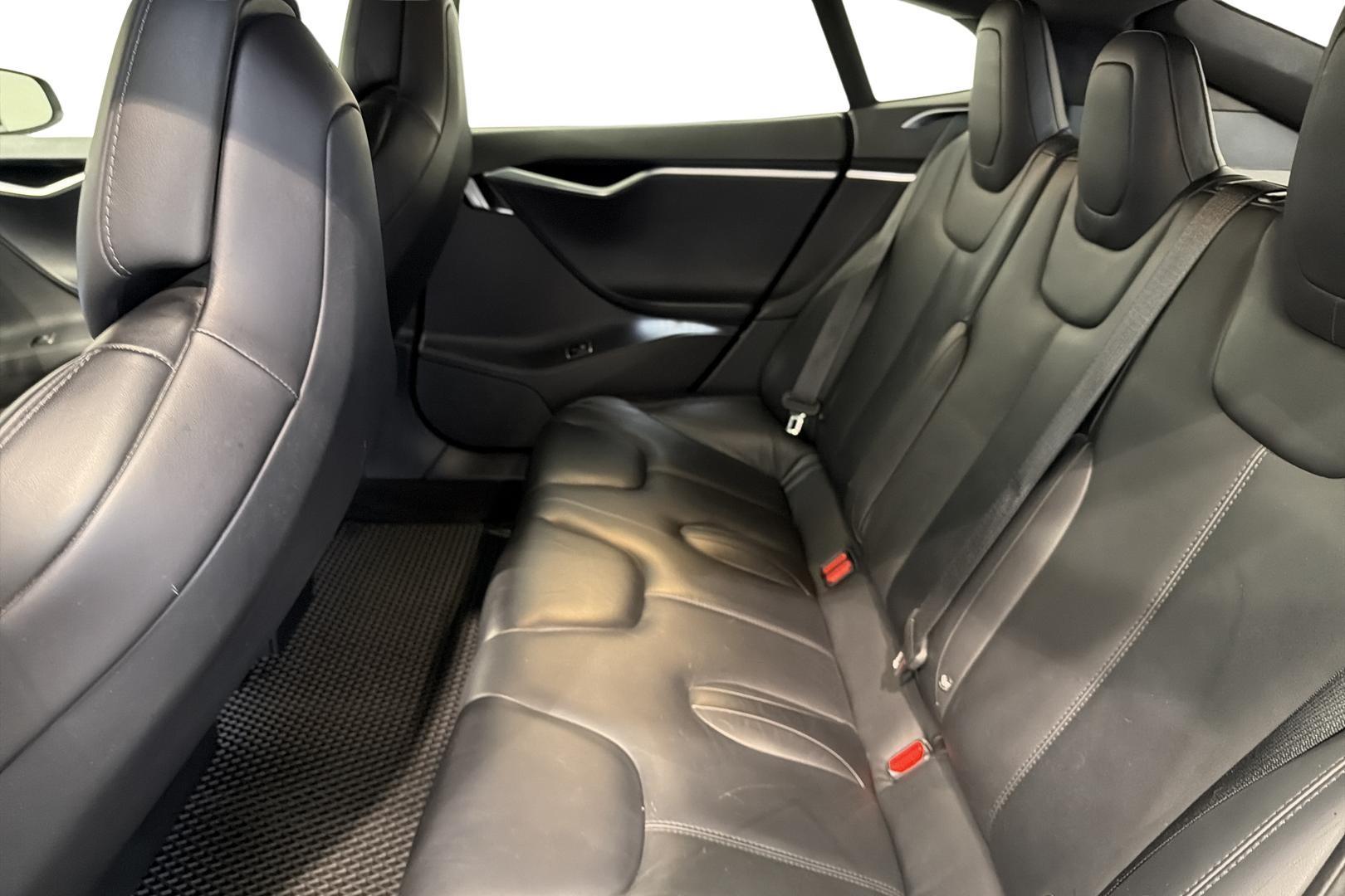 Tesla Model S 2017