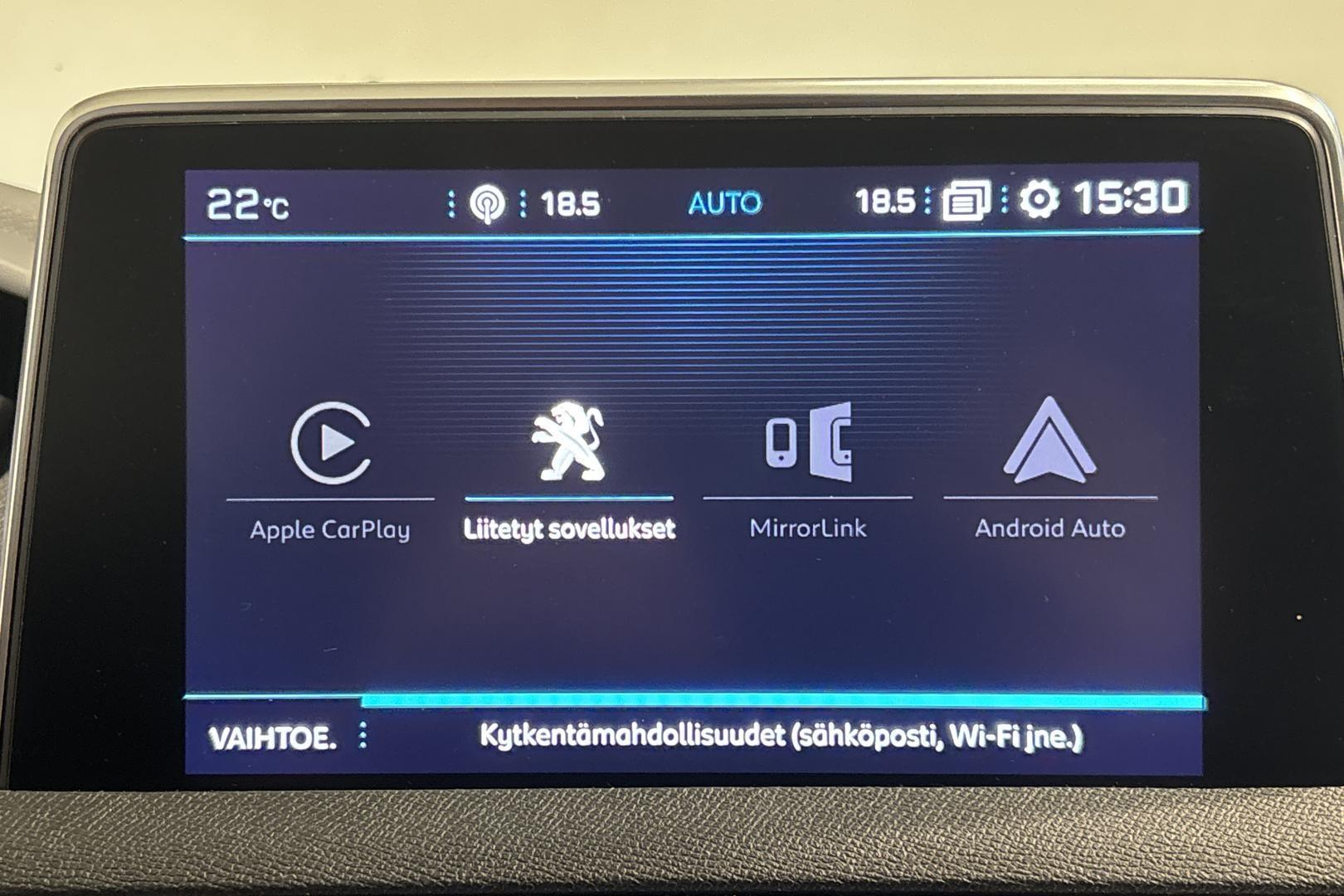 PEUGEOT 5008 2018