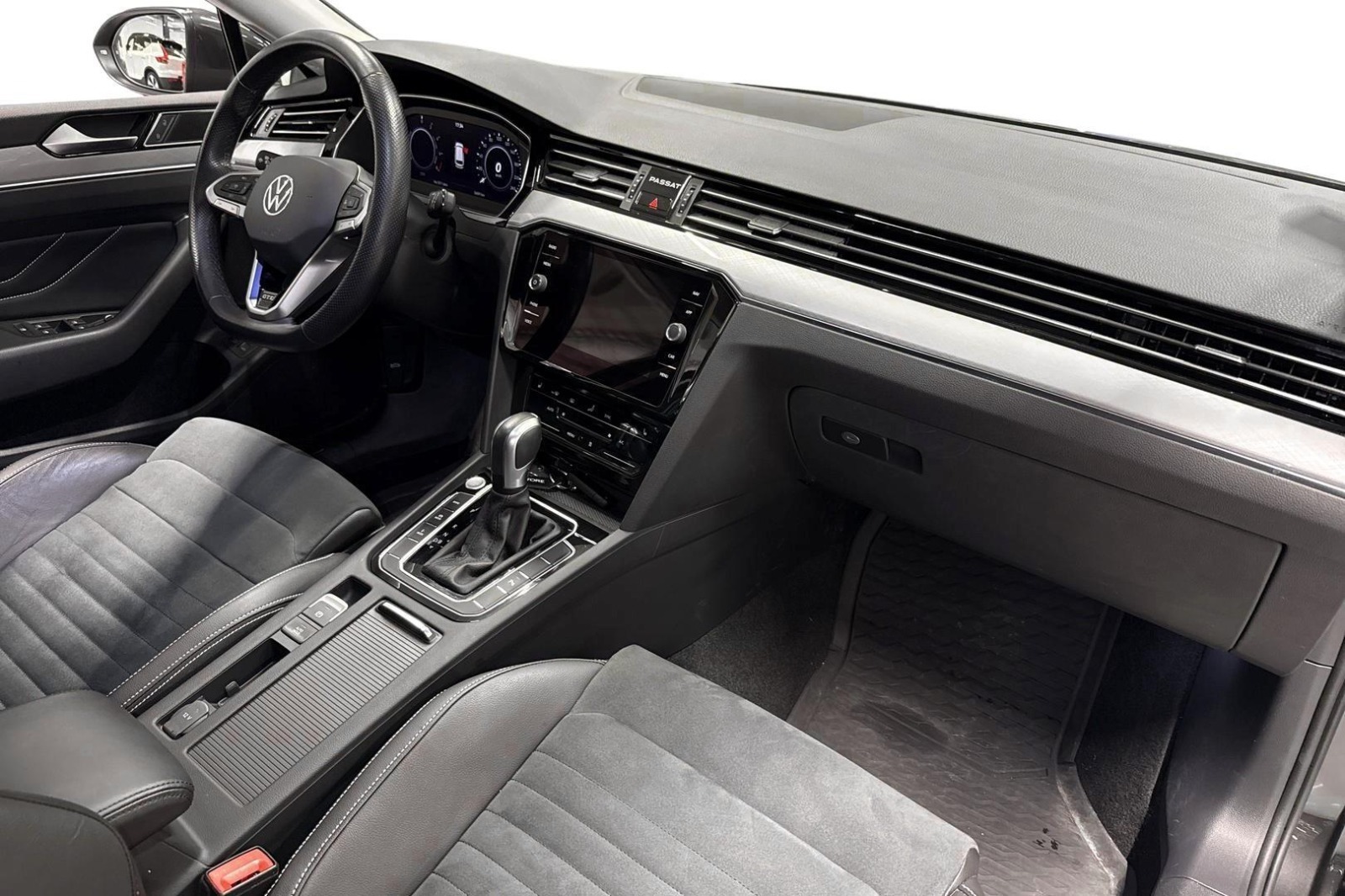 Volkswagen Passat 2022