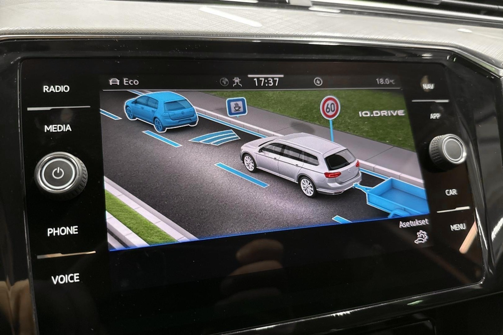 Volkswagen Passat 2022