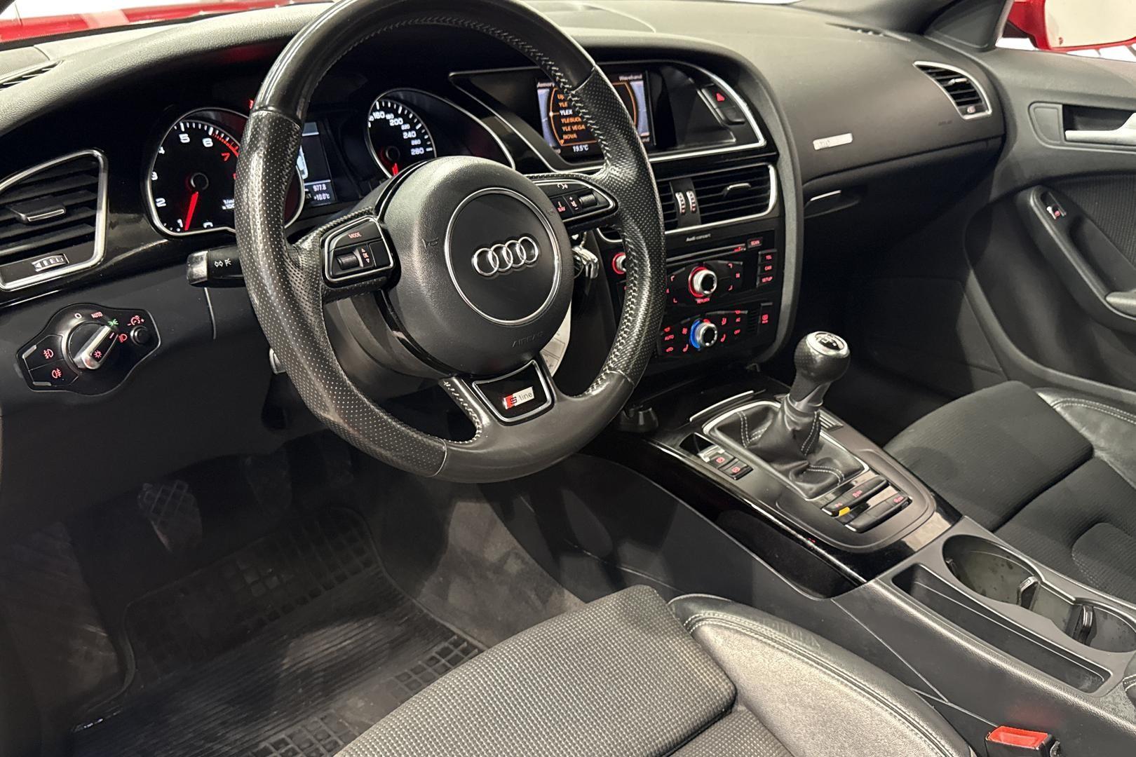 AUDI A5 2012