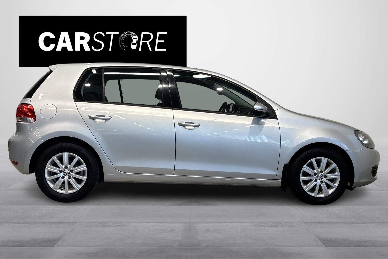 VOLKSWAGEN GOLF 2012