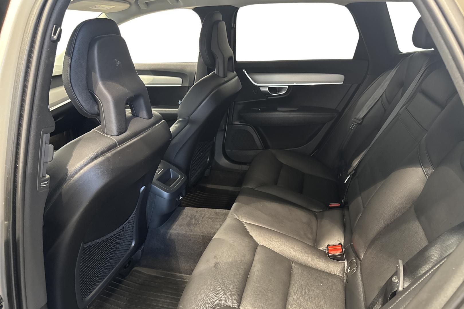 Volvo V90 2017