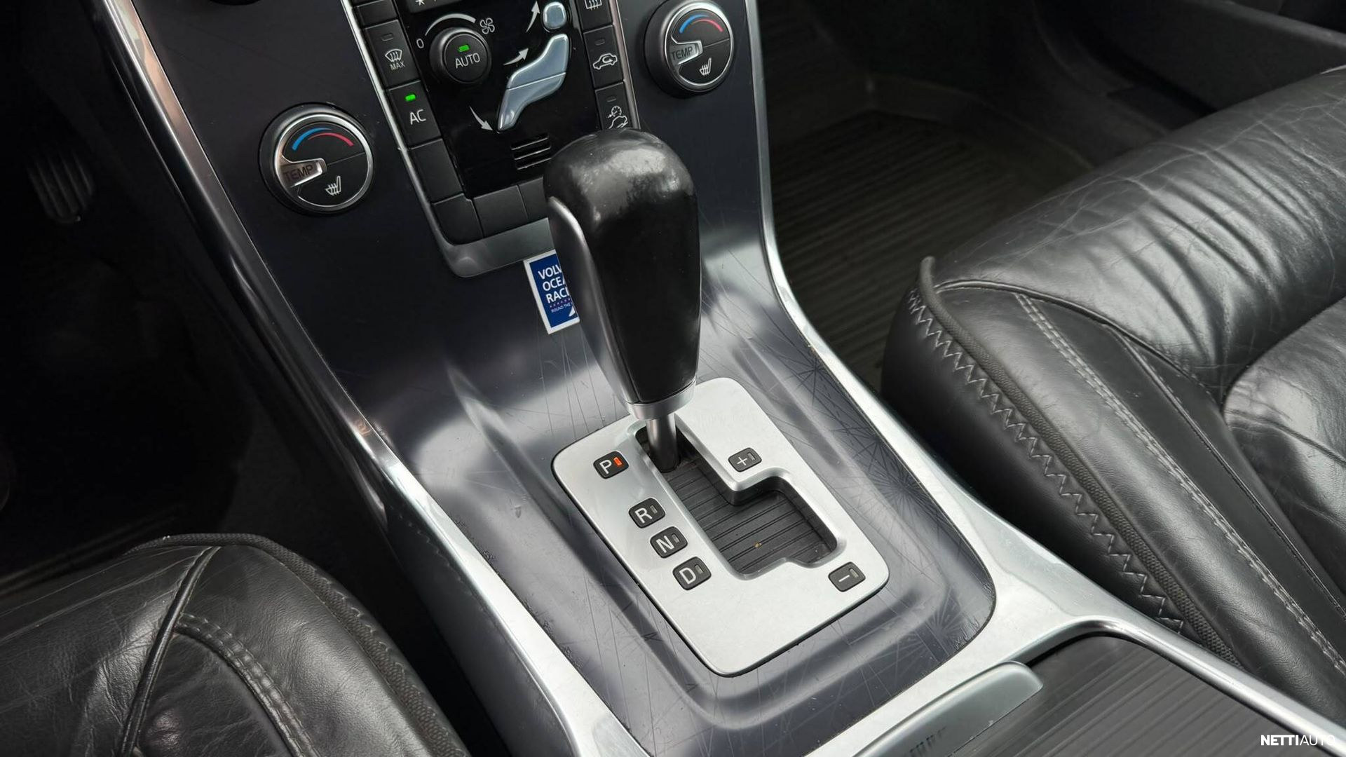 Volvo XC70 2012