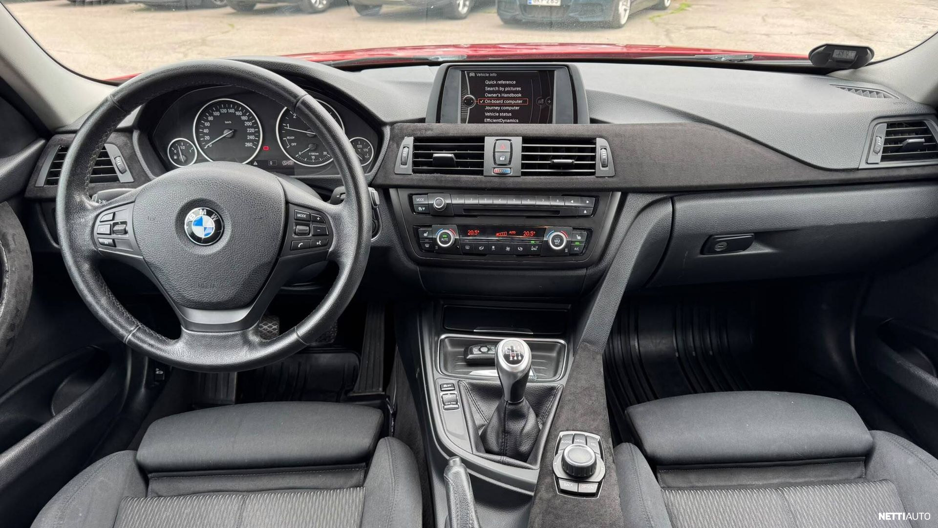 BMW 320 2013