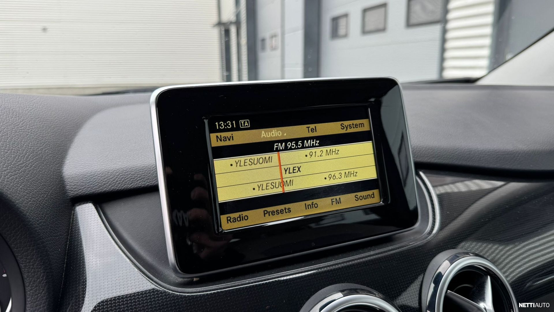 Mercedes-Benz B 2012