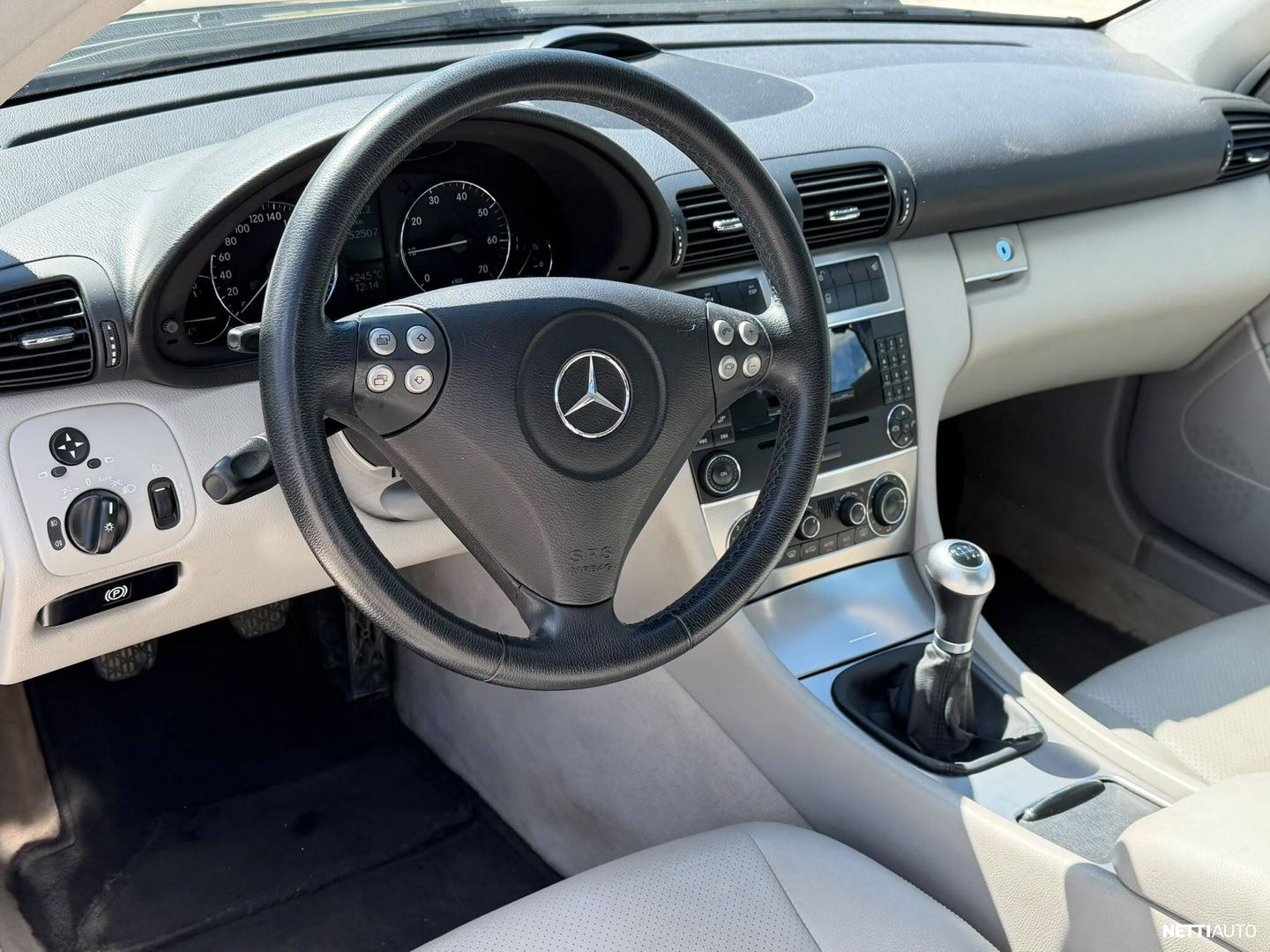 Mercedes-Benz C 2007