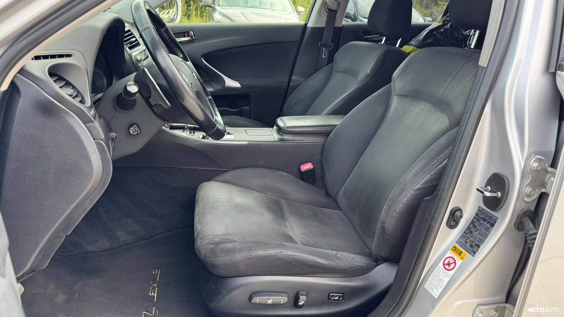Lexus IS 2006
