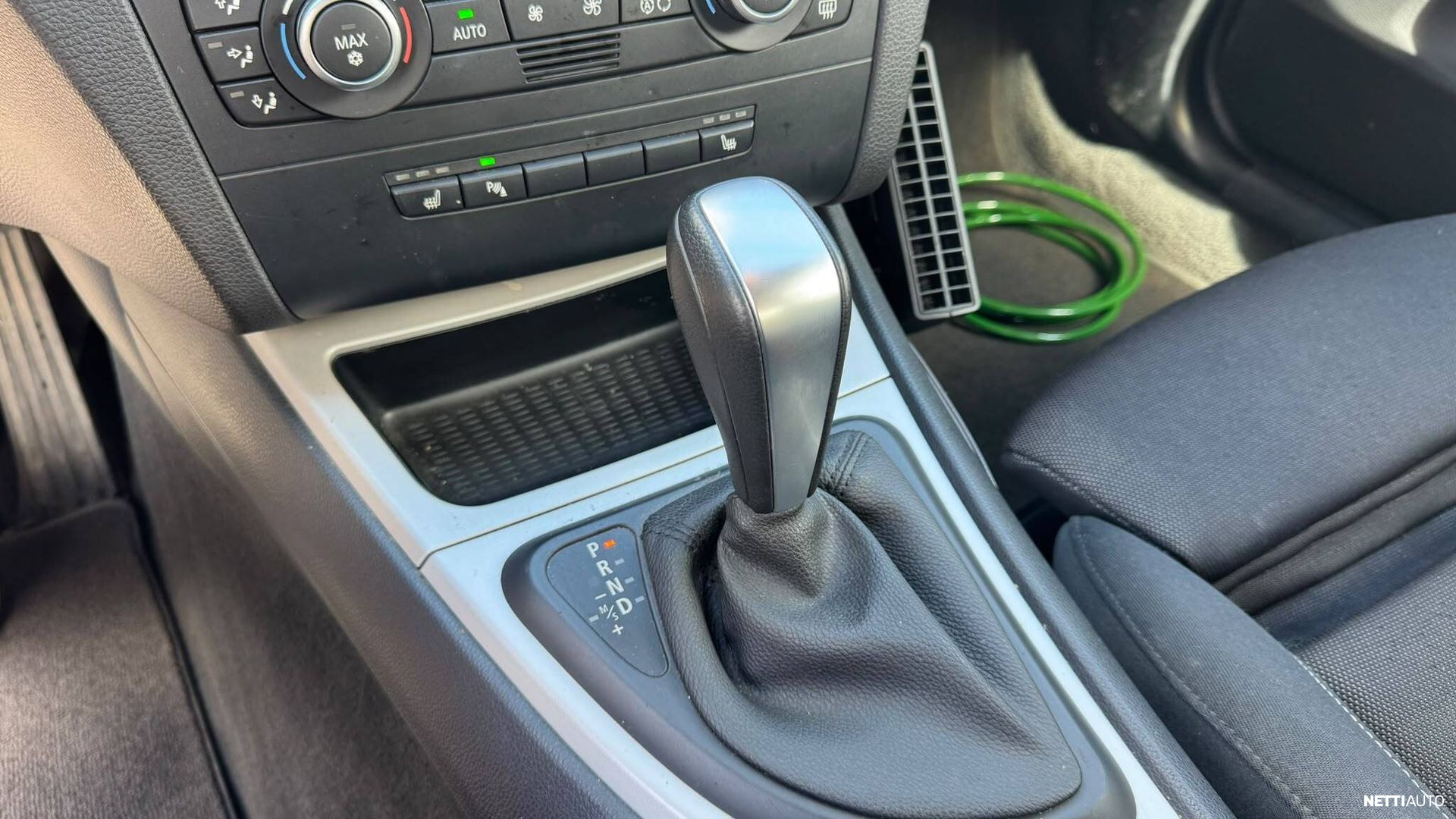 BMW 120 2009