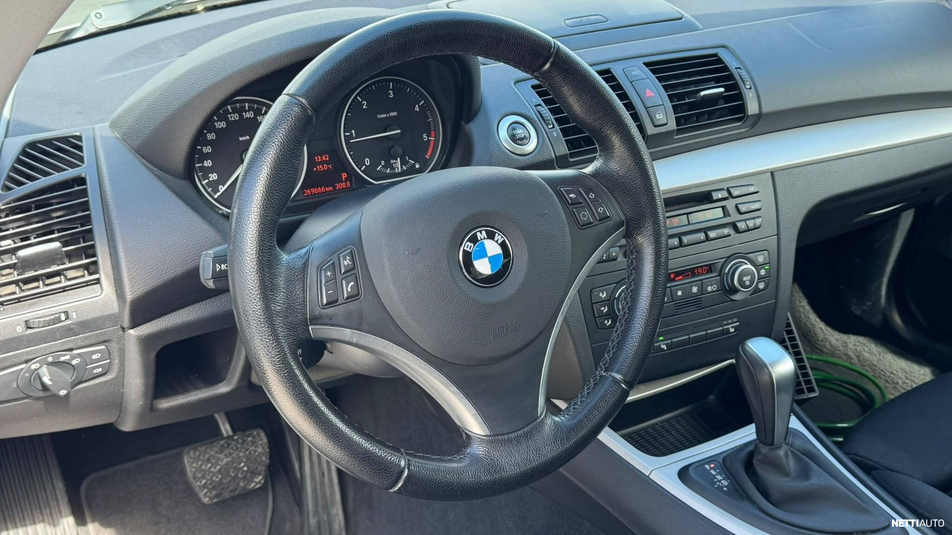 BMW 120 2009