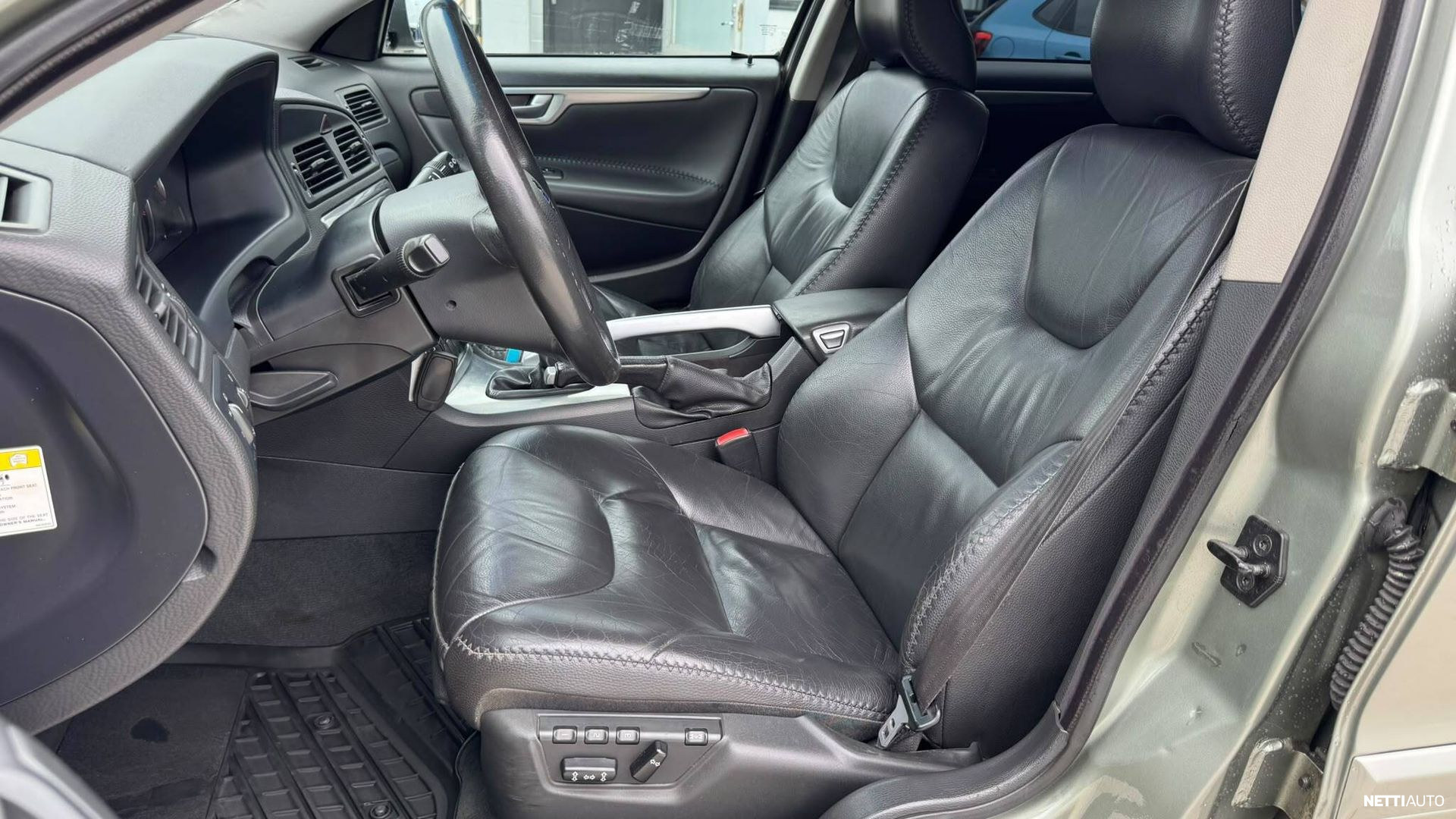 Volvo XC70 2006