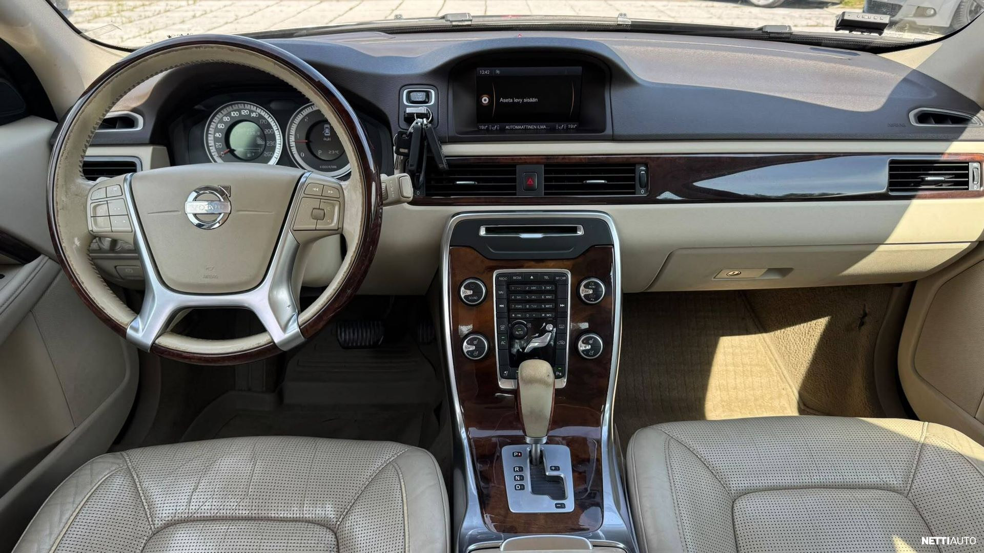 Volvo S80 2012