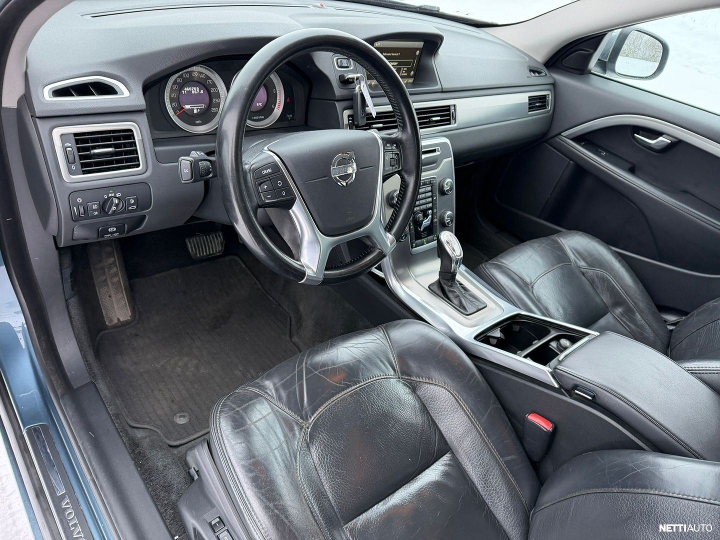 Volvo V70 2013