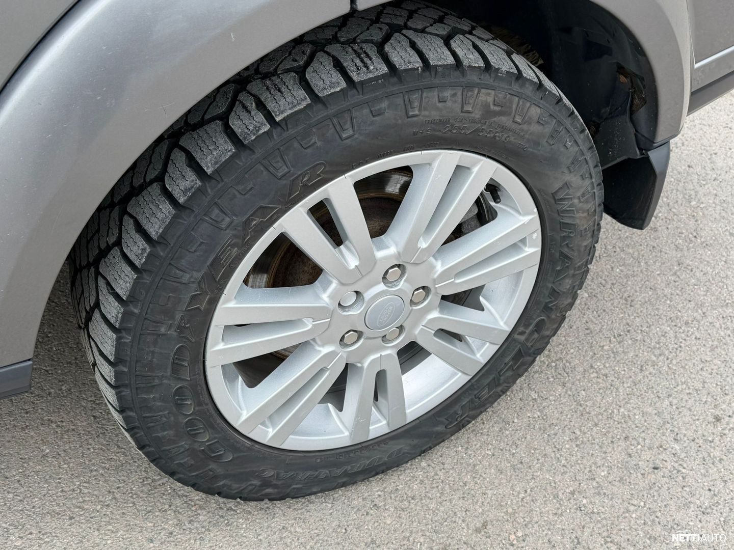 Land Rover Discovery 2010