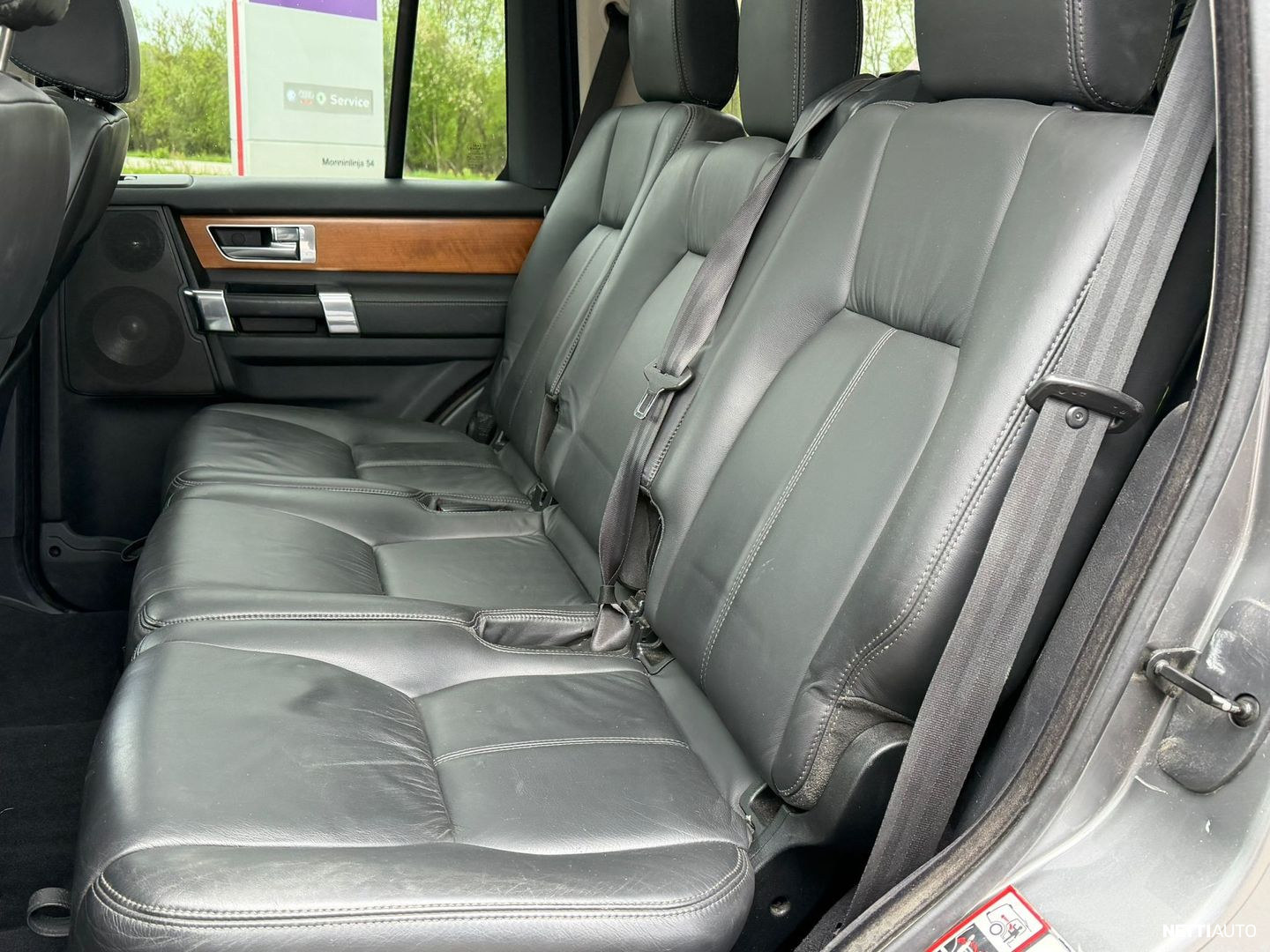 Land Rover Discovery 2010
