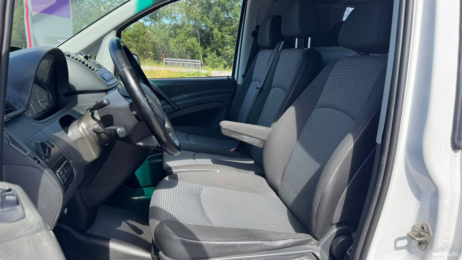 Mercedes-Benz Vito 2011