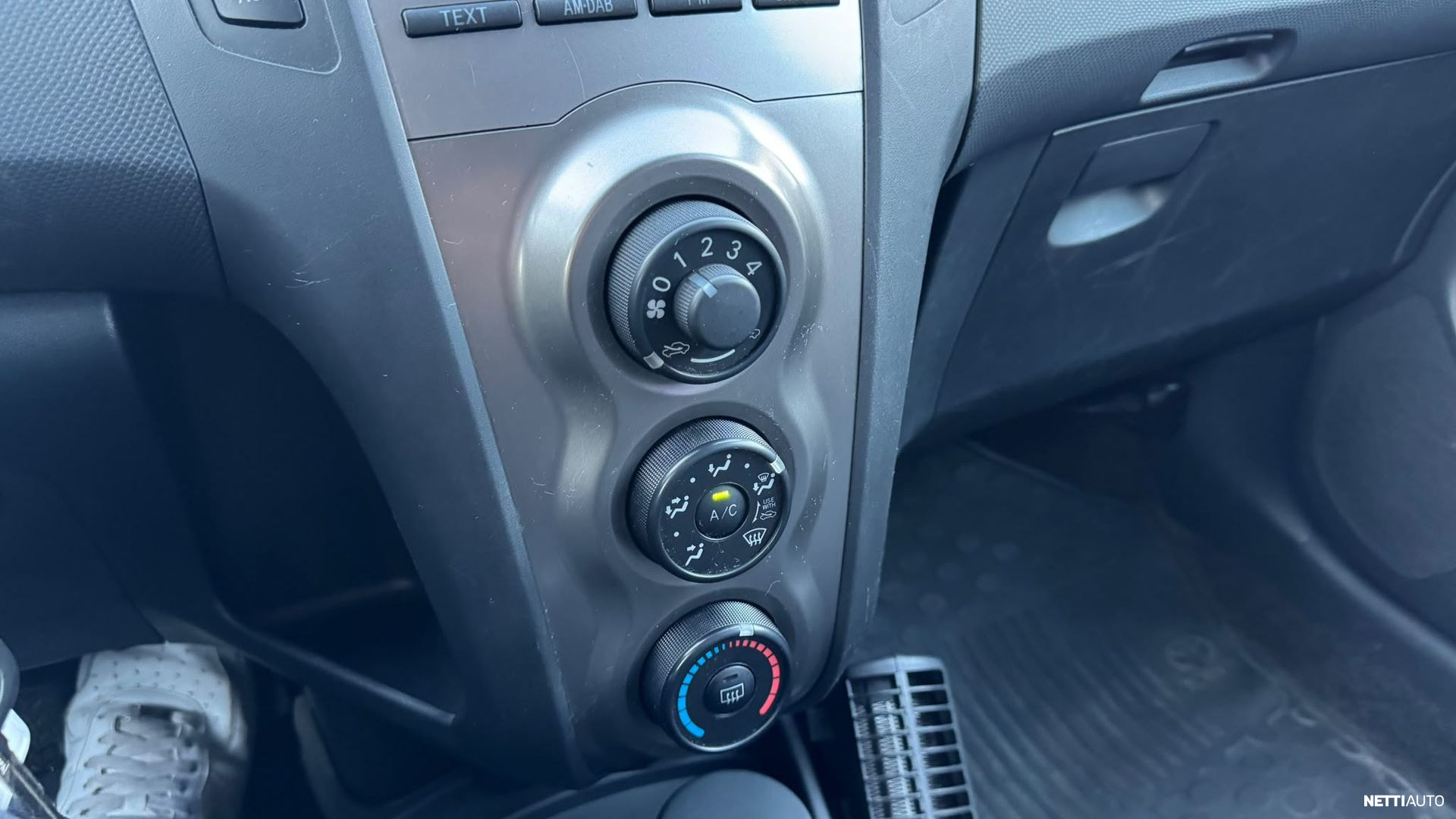 Toyota Yaris 2009