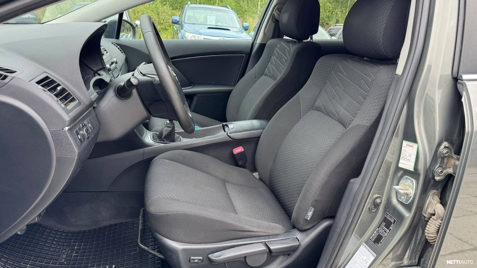Toyota Avensis 2010