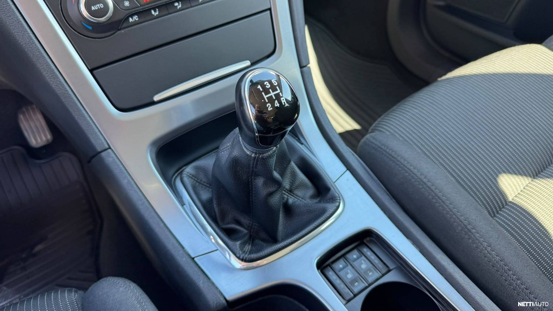 Ford Mondeo 2011