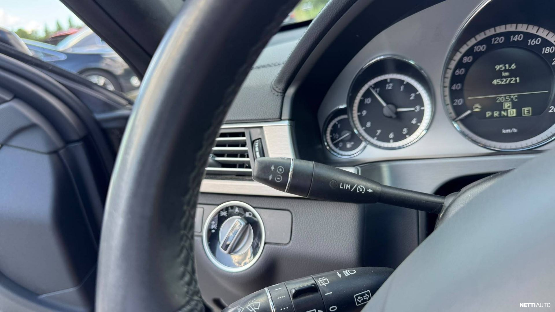 Mercedes-Benz E 2011