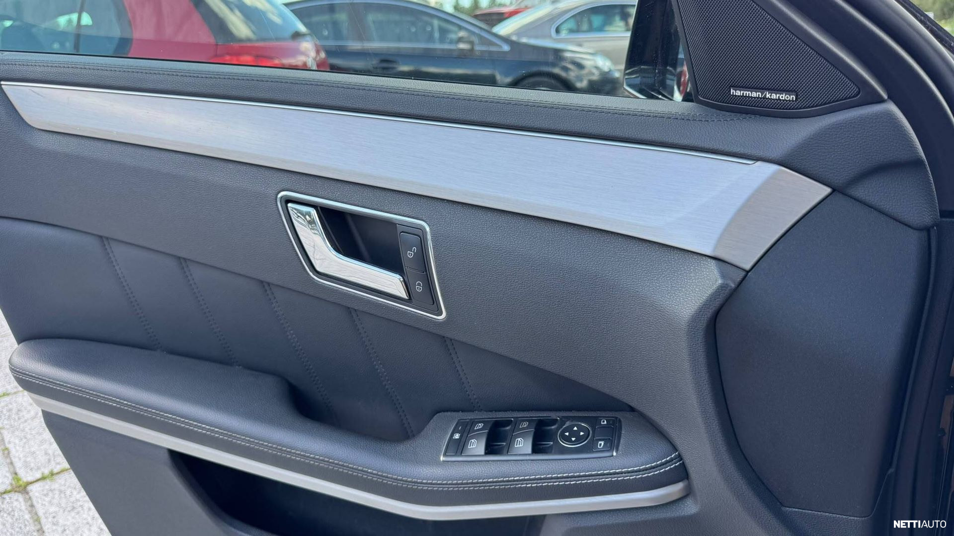 Mercedes-Benz E 2011