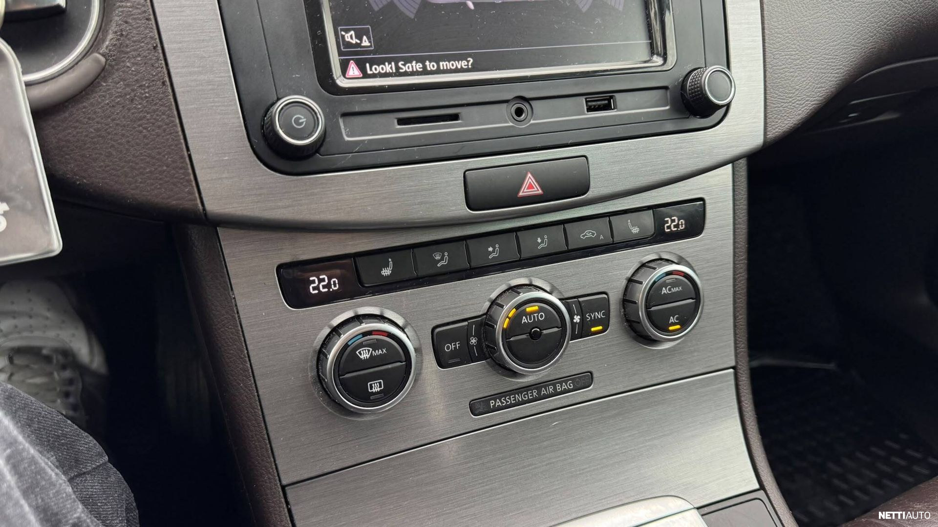Volkswagen Passat 2012