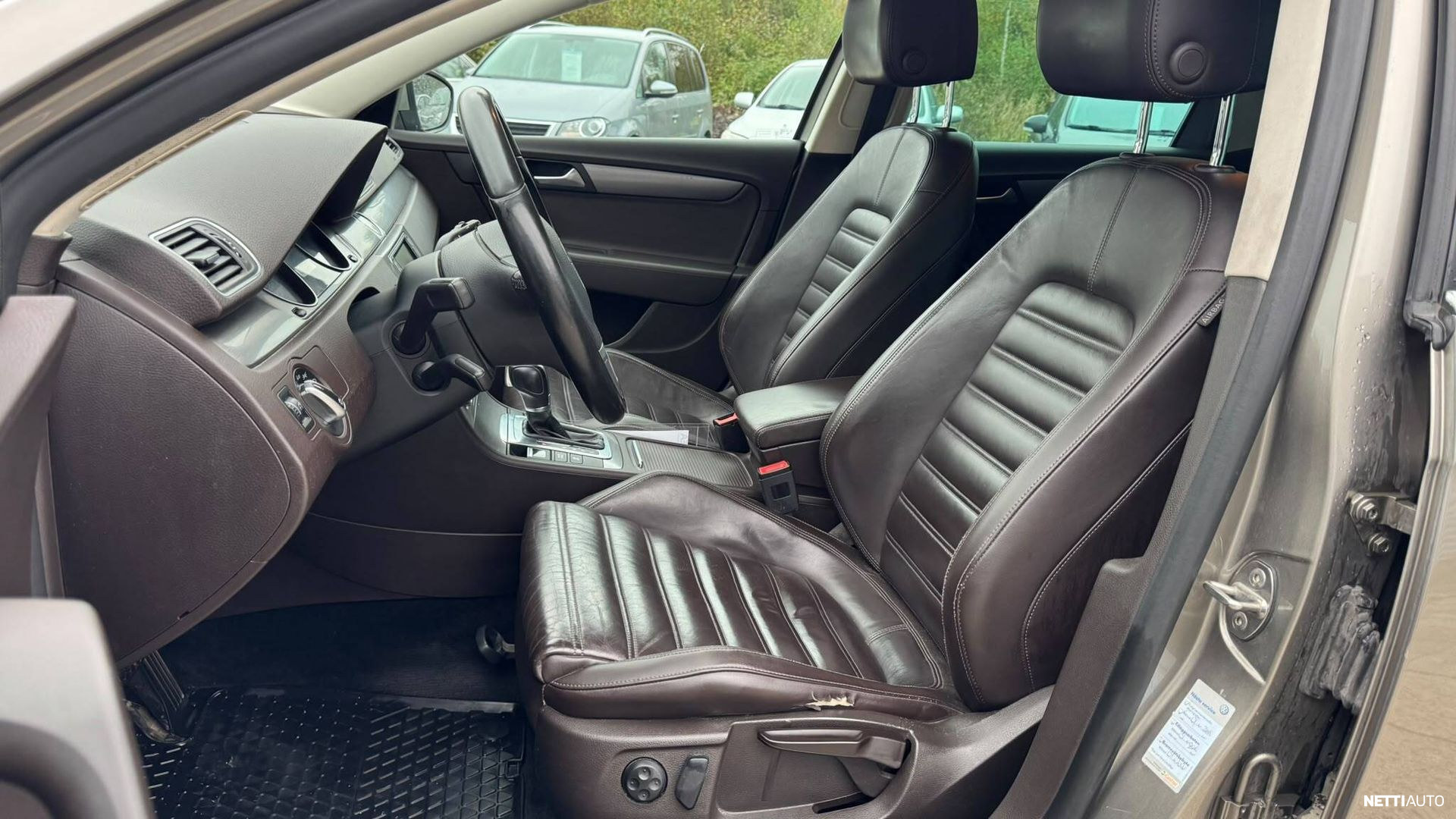 Volkswagen Passat 2012