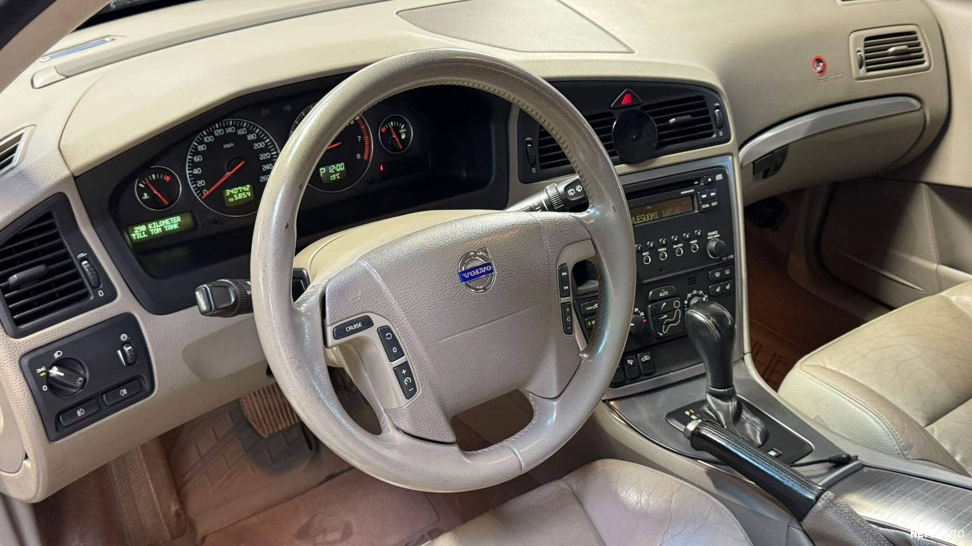 Volvo V70 2005